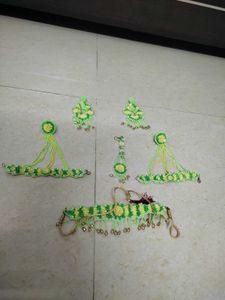Jewellery Set - Green & Yellow