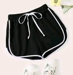 Trendy Black Shorts 🩳❤️