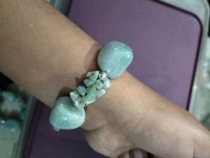 POWERFUL NATURAL GREEN JADE GEMSTONE BRACELET
