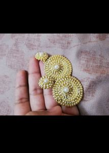 White Pearl Necklace And Earrings Set