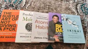 BOOK HUB--5 Books Set Combo