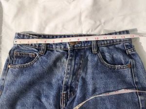 NEW BAGGY BLUE JEANS