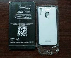 Samsung Galaxy M20 Cover.