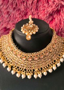 Elegant Gold-Toned Jewelry Set