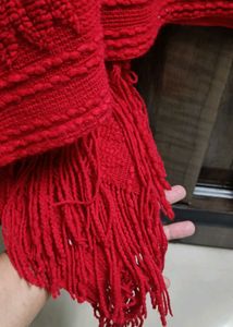 Stay Cozy &amp; Stylish with Elegant Winter Poncho