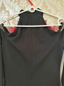 Floral Cold Shoulder Ruffle Dress