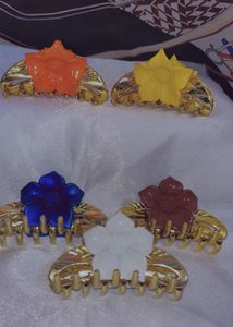 Chic Floral Gold Claw Hair Clips