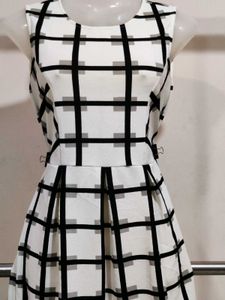 Chic Checkered Dress