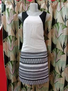 Chic Sleeveless Dress