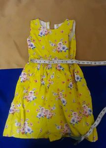 Floral Yellow frock (4-7yrs)