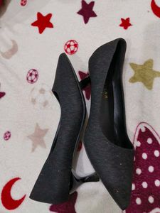 black kitten 2inch heels