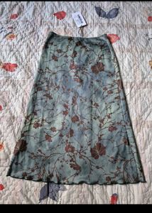 Floral Print midi Skirt (Newme)