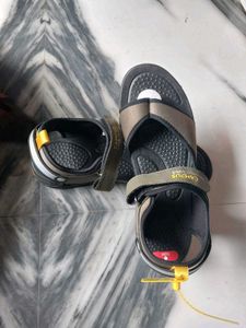 NEW WITH TAG KITTO FOR MEN