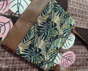 Hameline Everyday Sling Bag 👜 New 🤝