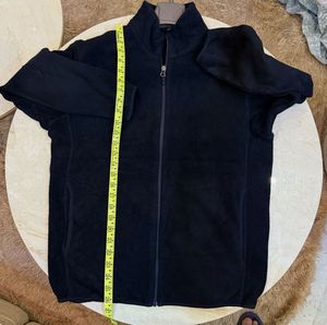 uniqlo Navy Blue Fleece Jacket