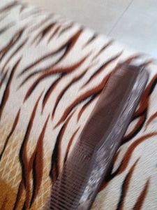 Vintage Brown Hair Comb