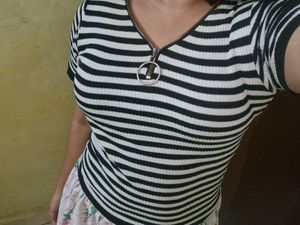 Black And White Top