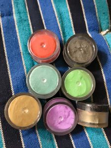 Multi-Color Eyeshadow Pigment Set