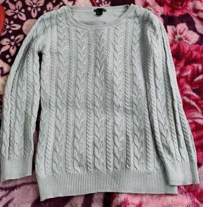 A Basic H&M Pullover/ Sweatshirt