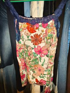 🎄Buy 1, Get 1 Free🎁Floral Lace Trim Tank Top