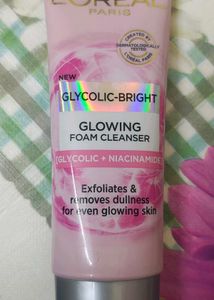 L'Oreal Glycolic Bright Foaming Cleanser