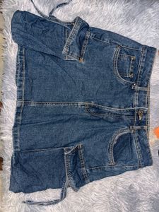 Denim Skirt with cargo pockets