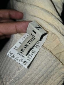 Cute Knit Cardigan size M