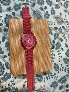 Red WOMAGE Watch