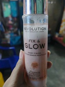 Revolution Fix &amp; Glow Spray