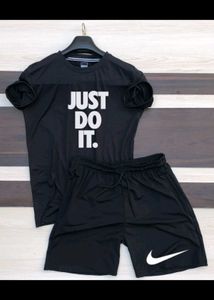 Nike T-Shirt &amp; Shorts Set
