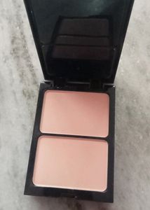 5In1 Compact Powder +Free Foundation As Gift 🎁