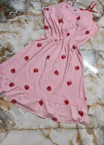 beautiful strawberry printed night
