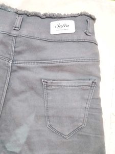 Gray Denim Shorts like new 😍😍😍