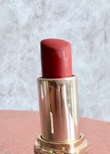 LOreal Paris Luxe Leather Matte Limited EditionLip