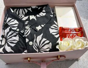 Hamper , Bouquet, Bracelet , Available 🎀