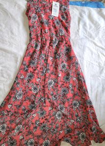 Flowy Flower Printed Dress. Size XXS
