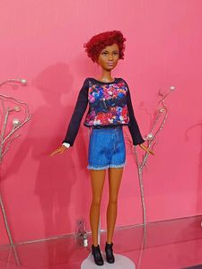 Barbie Fashionistas #33 Tall Red Hair