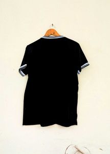 Fred Perry Black T-Shirt