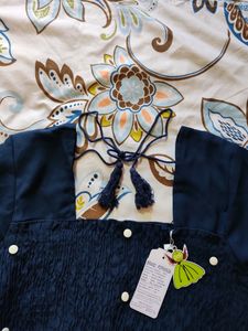 Attractive Top For Women With Tag