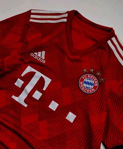 FC BAYERN MUNCHEN JERSEY