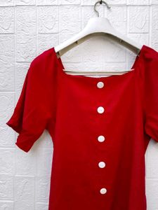 New with tag cute Red Puff Sleeve Knit Top