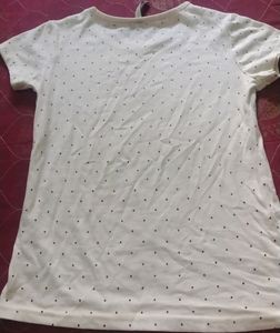 Pantaloons Junior Girls Tshirt, 9 to 10 years