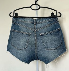 H&amp;M High Waisted Skort