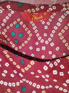 Pair Of Two Printed Women&#39;s Kurtis
