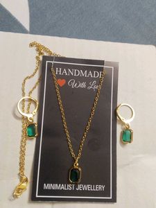 Emerald Pendant Necklace