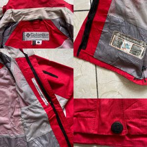Columbia Titanium Red/Gray Hardshell Ski Jacket