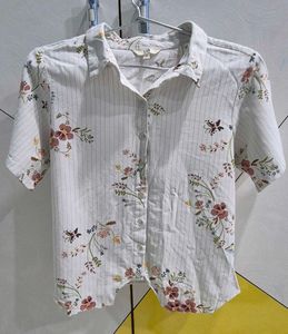 And: Floral & Pinstripe Button-Up Top
