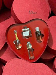 DIOR PERFUME SET