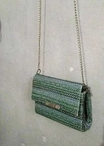 Daily Use sling Bag 👜 !!