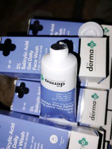 The Derma Co 1% Salicylic Acid Gel Daily Face Wash